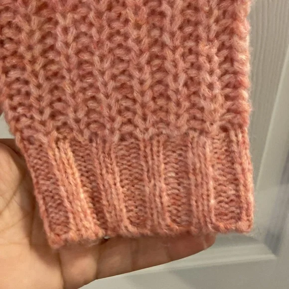 America Eagle Sweater brand new with tags size M length 22” bust 40” - Picture 6 of 12